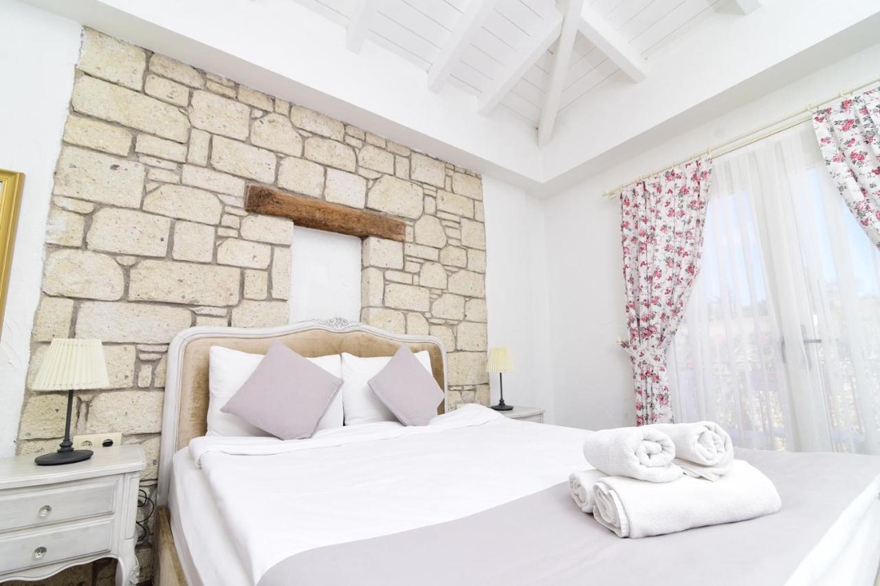Zubeyde Hanim Otel Alacati Çeşme Exterior photo