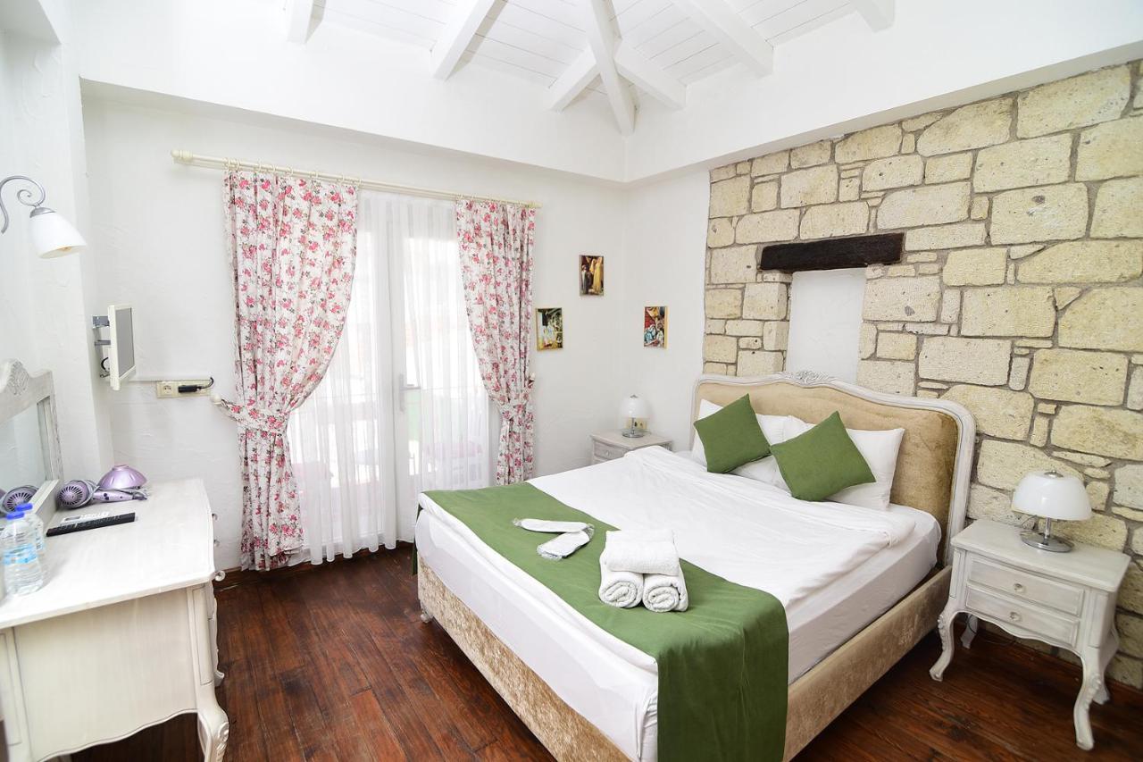 Zubeyde Hanim Otel Alacati Çeşme Exterior photo